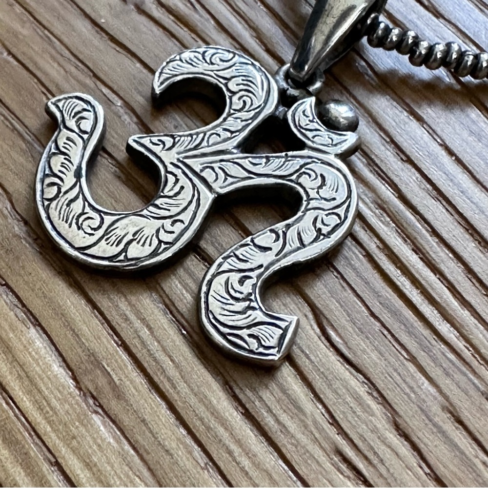 Sterling Silver Ohm Pendant and Beaded Chain 16” - Picture 5 of 15